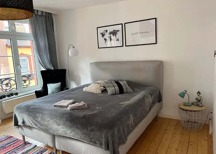 Stilvolle Altstadtwohnung Mit 2 Schlafzimmern 公寓 *